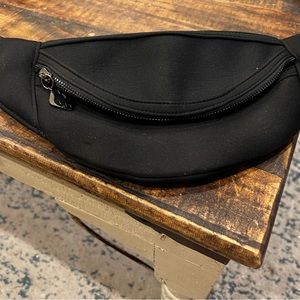 Fabletics Fanny Pack